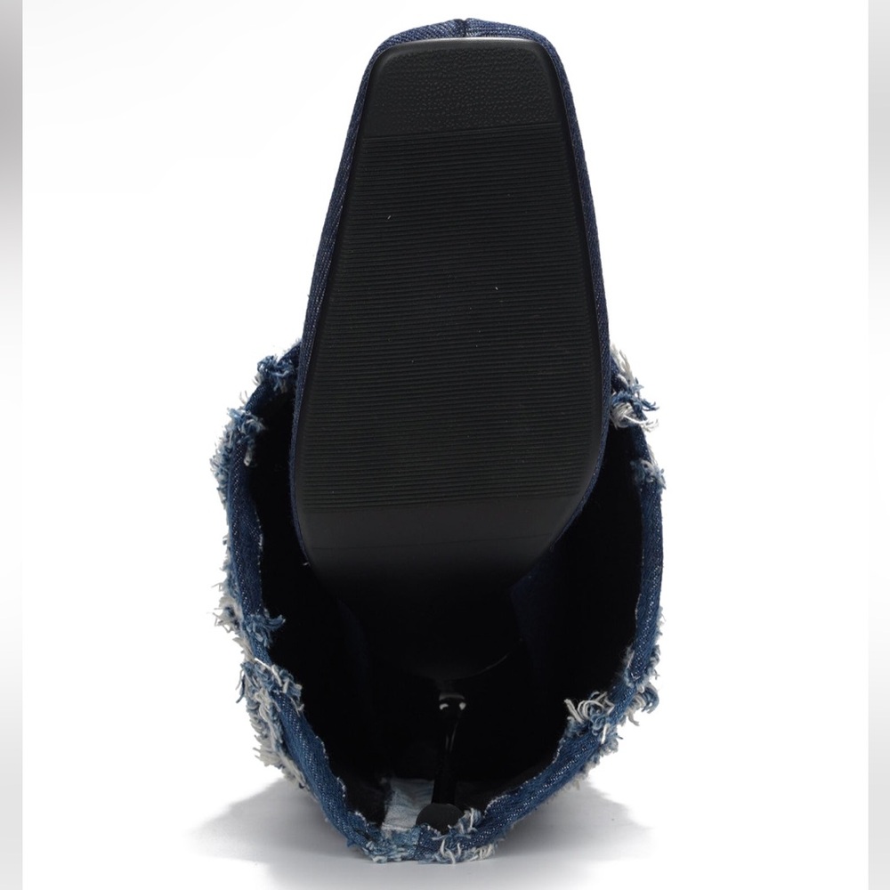 •CAPE ROBBIN• “Bobome” Blue Studded Denim Stiletto Pointed Boots // NIB - Picture 5 of 13